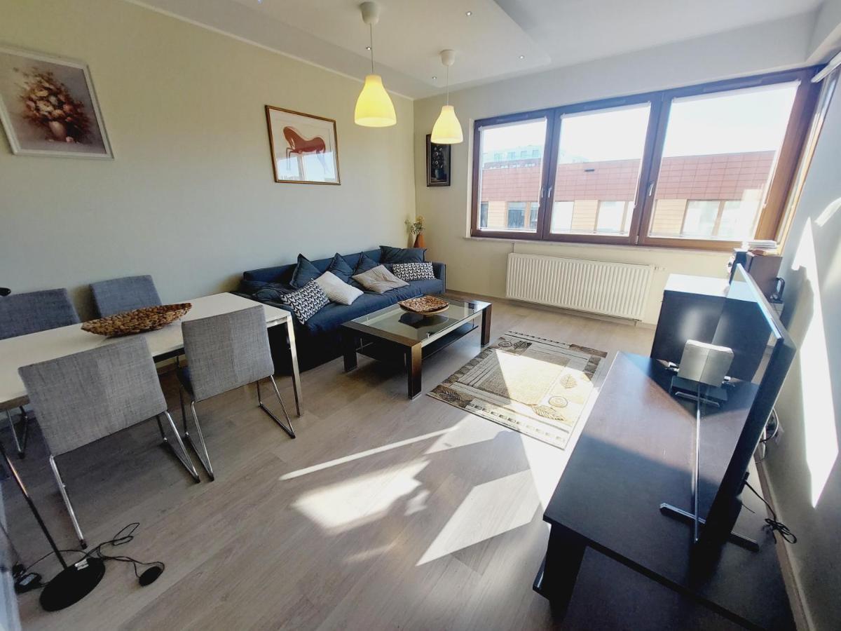 Central Apartments Garnizon 928 & Parking 格但斯克 外观 照片