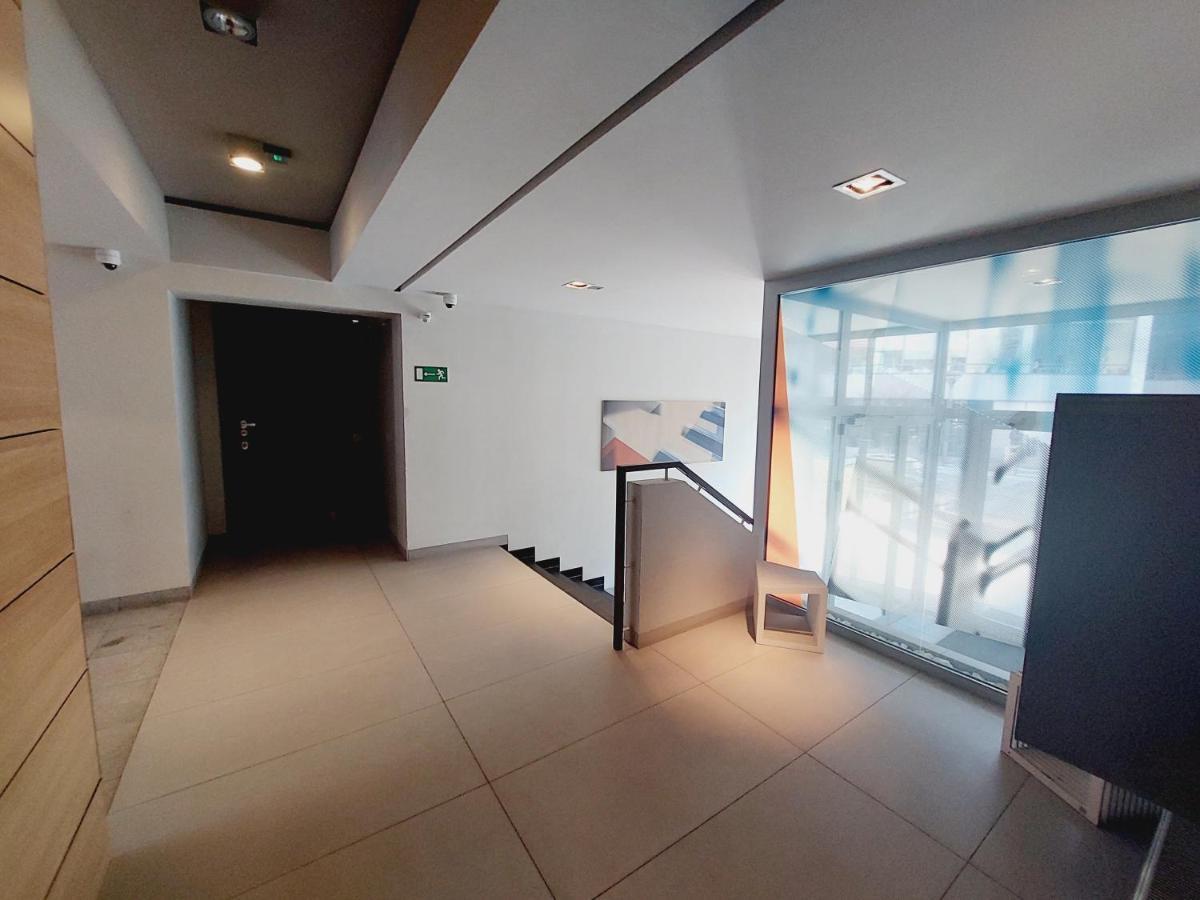Central Apartments Garnizon 928 & Parking 格但斯克 外观 照片