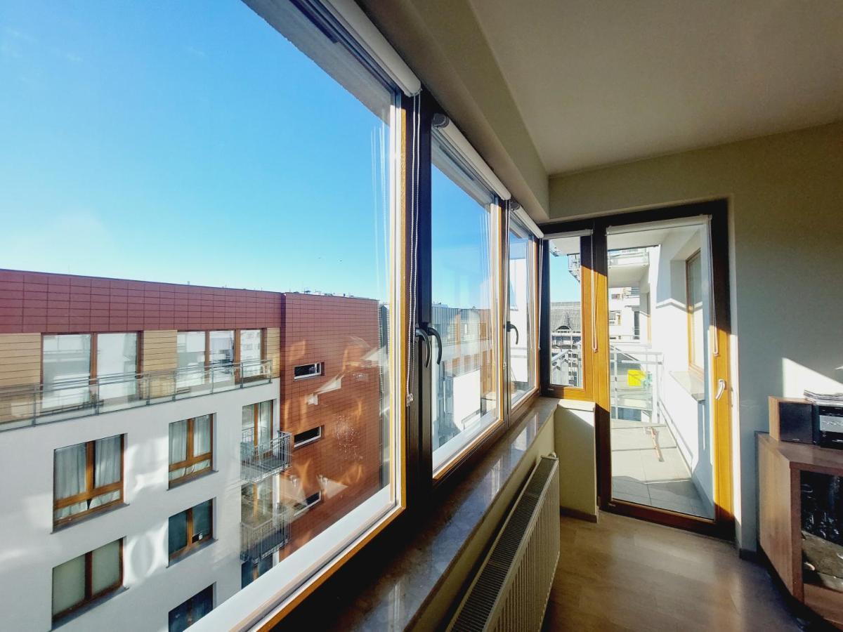 Central Apartments Garnizon 928 & Parking 格但斯克 外观 照片